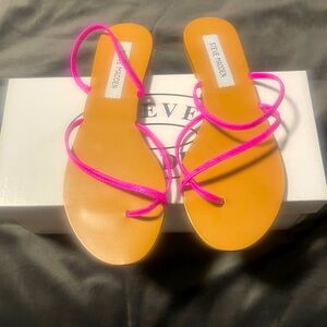 🩴Steven Madden women’s sandal